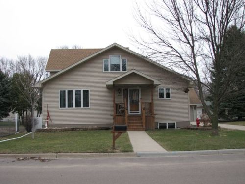 304 2nd St, Alsen, SD 57004-1808