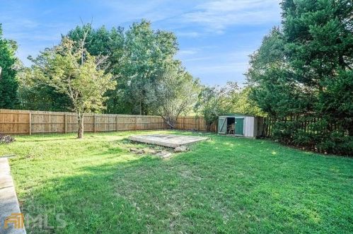 3270 Rex Rd, Rex GA 30273-1041 exterior