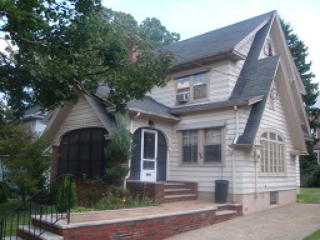 308 Parker Rd, Elizabeth, NJ 07208-2080