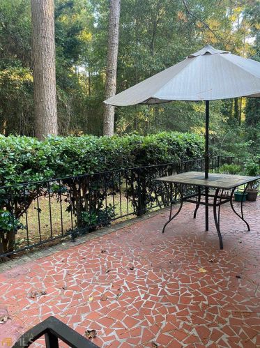 70 Old Ivy Rd, Stockbridge GA  30281-2129 exterior