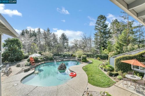 30 Kirkwood Ct, Concord CA  94521-1427 exterior