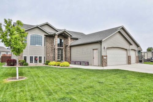 1007 4th Ave, Dilworth, MN 56529-1832