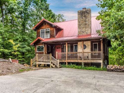 219 Ace Gap Rd, Townsend, TN 37882-3517