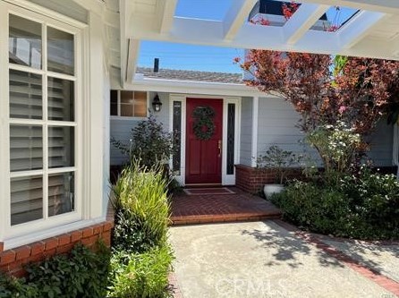 11222 Loch Lomond Rd, Los Alamitos, CA 90720-2912
