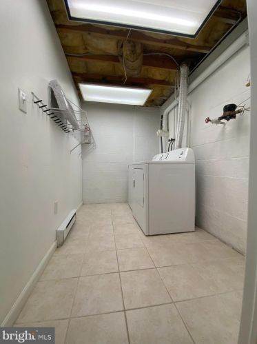 451 Coreopsis Dr, Lancaster PA  17602-1152 exterior