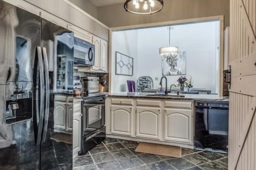 2503 Mallard Cv, Carrollton TX 75006-2233 exterior