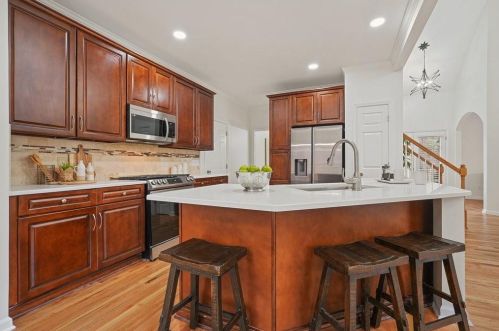 506 Chestnut Walk, Holly Springs GA  30114-7748 exterior