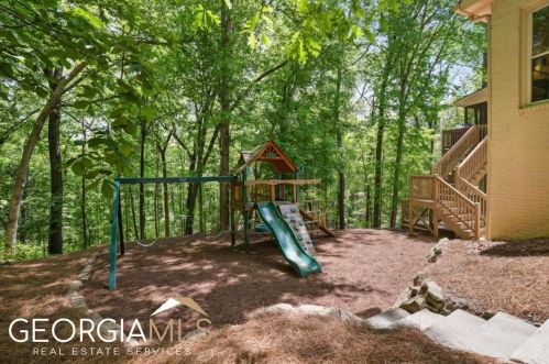 280 Cameron Ridge Dr, Atlanta GA  30328-4709 exterior