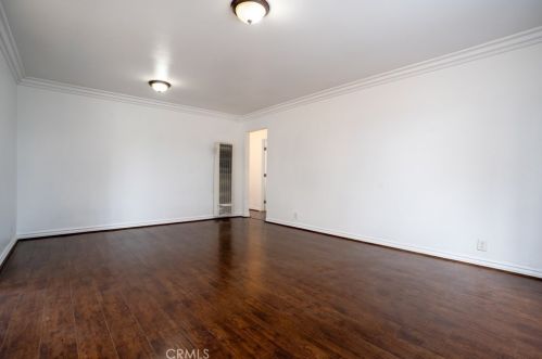 527 Butler Ave, Compton, CA 90221-4125