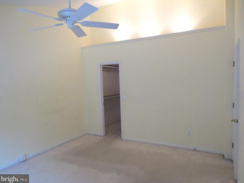 7549 Westmore Dr, Springfield VA  22150-4271 exterior
