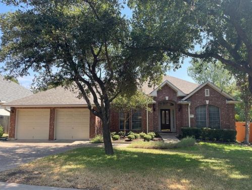 1916 Creole Dr, Austin, TX 78727-3419