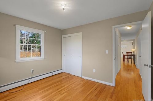 54 Saginaw St, Wapping CT  06074-2122 exterior