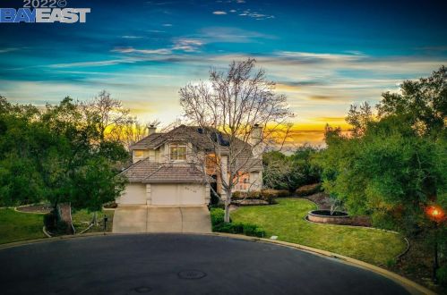 482 Sangro Ct, Pleasanton, CA 94566-6380