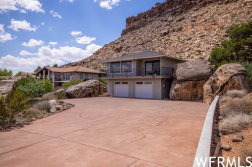 724 Escalante Dr, Saint George, UT 84790-7606