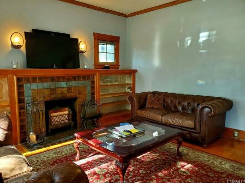 6510 Palm Ave, Riverside CA  92506-2315 exterior