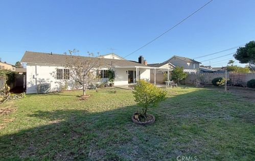 17285 Santa Clara St, Santa Ana CA  92708-3336 exterior