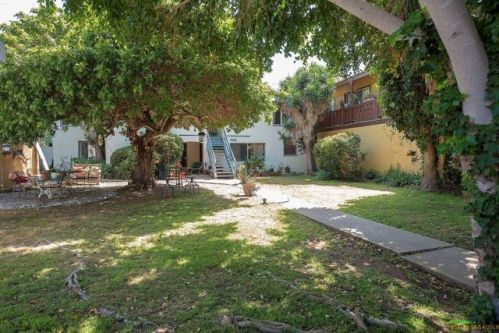 2012 Tremont St, Oceanside, CA 92054-6522