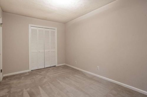 285 Glen Lake Dr, Atlanta GA  30327-4819 exterior