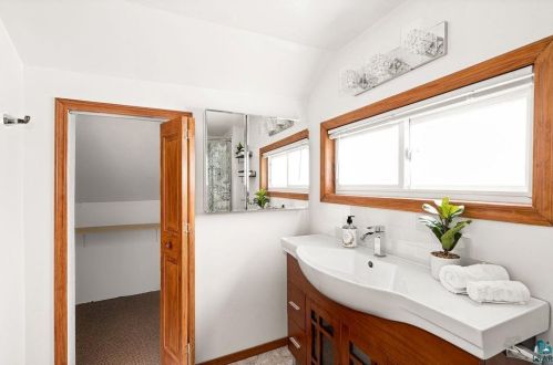 2528 Plymouth Ave, Duluth MN  55811-3143 exterior