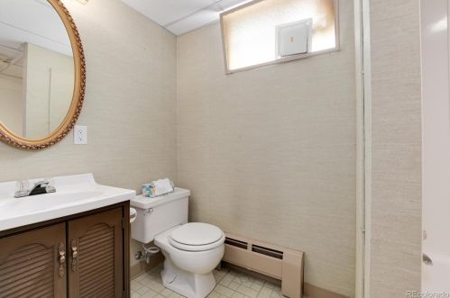 2305 Holly Pl, Denver CO 80222-6218 exterior