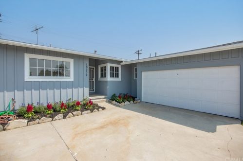 15209 Jenkins Dr, Whittier, CA 90604-2212
