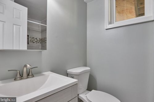 1007 Venice Dr, Silver Spring MD 20904-2065 exterior