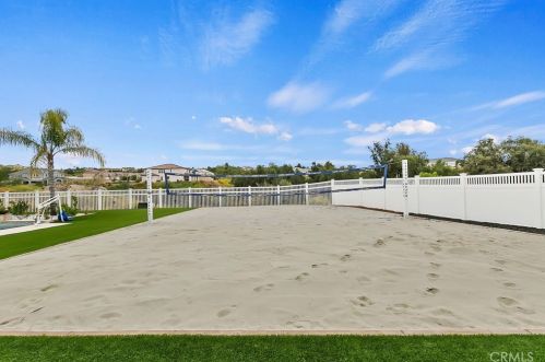 16105 Mariposa Ave, Riverside CA  92504 exterior