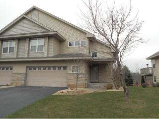 1042 Saint Johns Bay, Saint Paul, MN 55129-8537