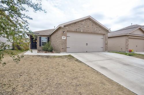 1469 Breanna Ln, Uhland TX  78640 exterior