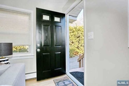22 Garden Ave, Paterson, NJ 07506-1518