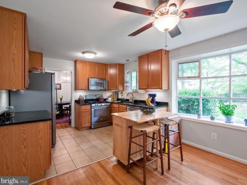 8649 Victoria Rd, Springfield, VA 22151-1228