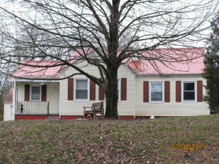 213 Hemlock St, Alcoa, TN 37701-2825