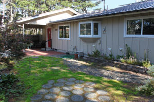 5850 Jasmine Ave, Cloverdale, OR 97112-9637