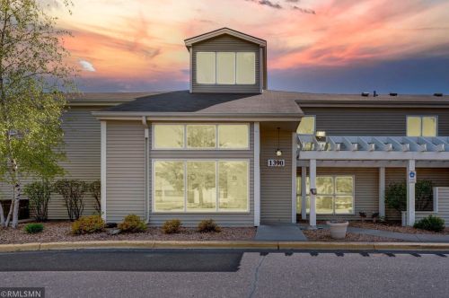 1390 Carling Dr, Saint Paul MN  55108-4202 exterior