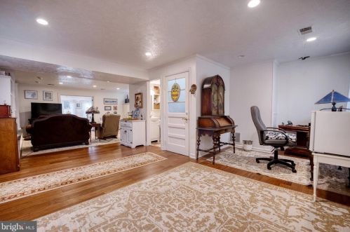 15300 Beaufort Pl, Silver Spring MD  20905-4202 exterior