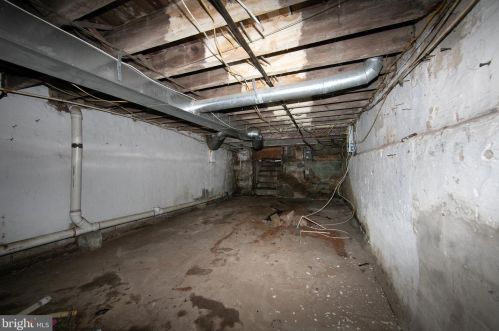 1247 Sheridan St, Camden NJ 08104-3529 exterior