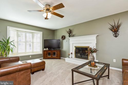 17 Colliery Dr, Graceham, MD 21788-3103