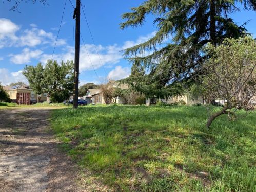 366 Orsi Rd, Valley Home, CA 95361-9470