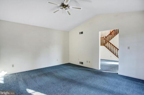 120 Strayer Dr, Carlisle PA 17013-4407 exterior