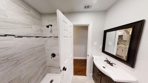 5309 Lambeth Ln, Fort Worth TX  76112-3854 exterior