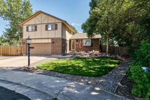 3236 Newland St, Denver, CO 80227-5432