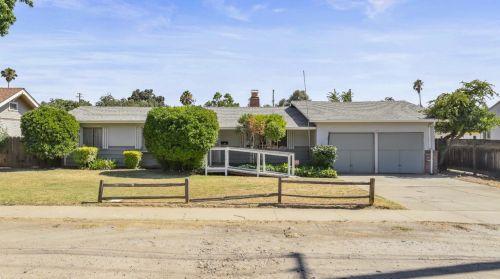 726 Elm Ave, Modesto, CA 95351-1814