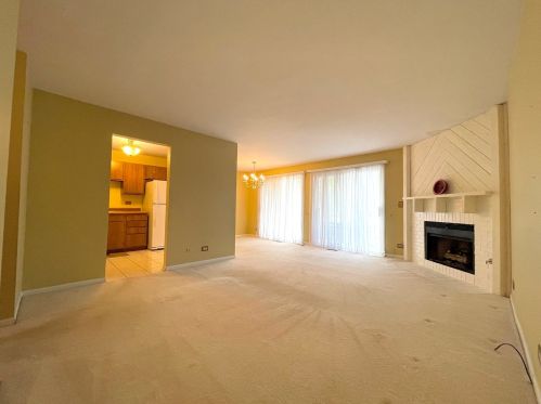 2158 Lancaster Cir, Naperville, IL 60565-2299