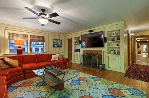 1630 Brandon Hall Dr, Atlanta GA  30350-3703 exterior