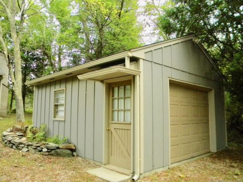 87 Route 7, Canaan, CT 06031-1305