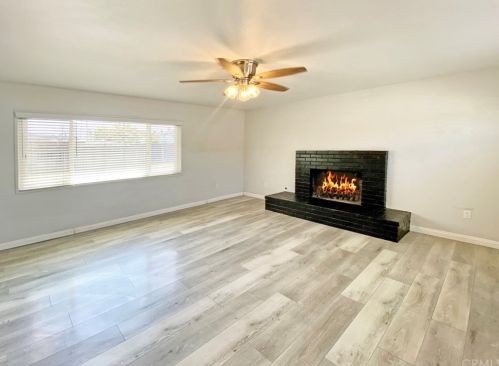 11868 Poes St, Anaheim CA  92804-6780 exterior