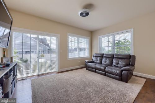 541 Prince George Dr, Lancaster PA 17601-8801 exterior