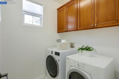 330 Belshaw Dr, Milpitas CA 95035-5472 exterior