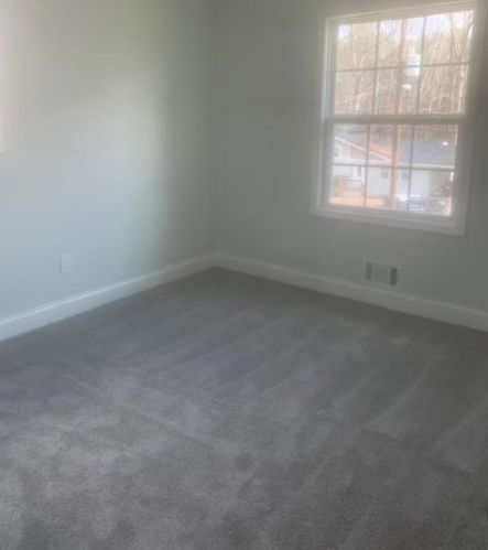 5385 Denny Dr, Atlanta GA  30349-5205 exterior