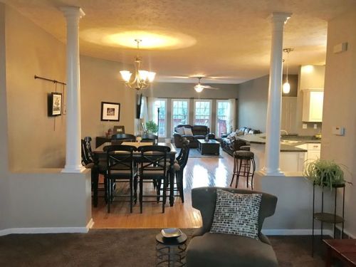10 Fox Hill Dr, Womac, IL 62626-9227